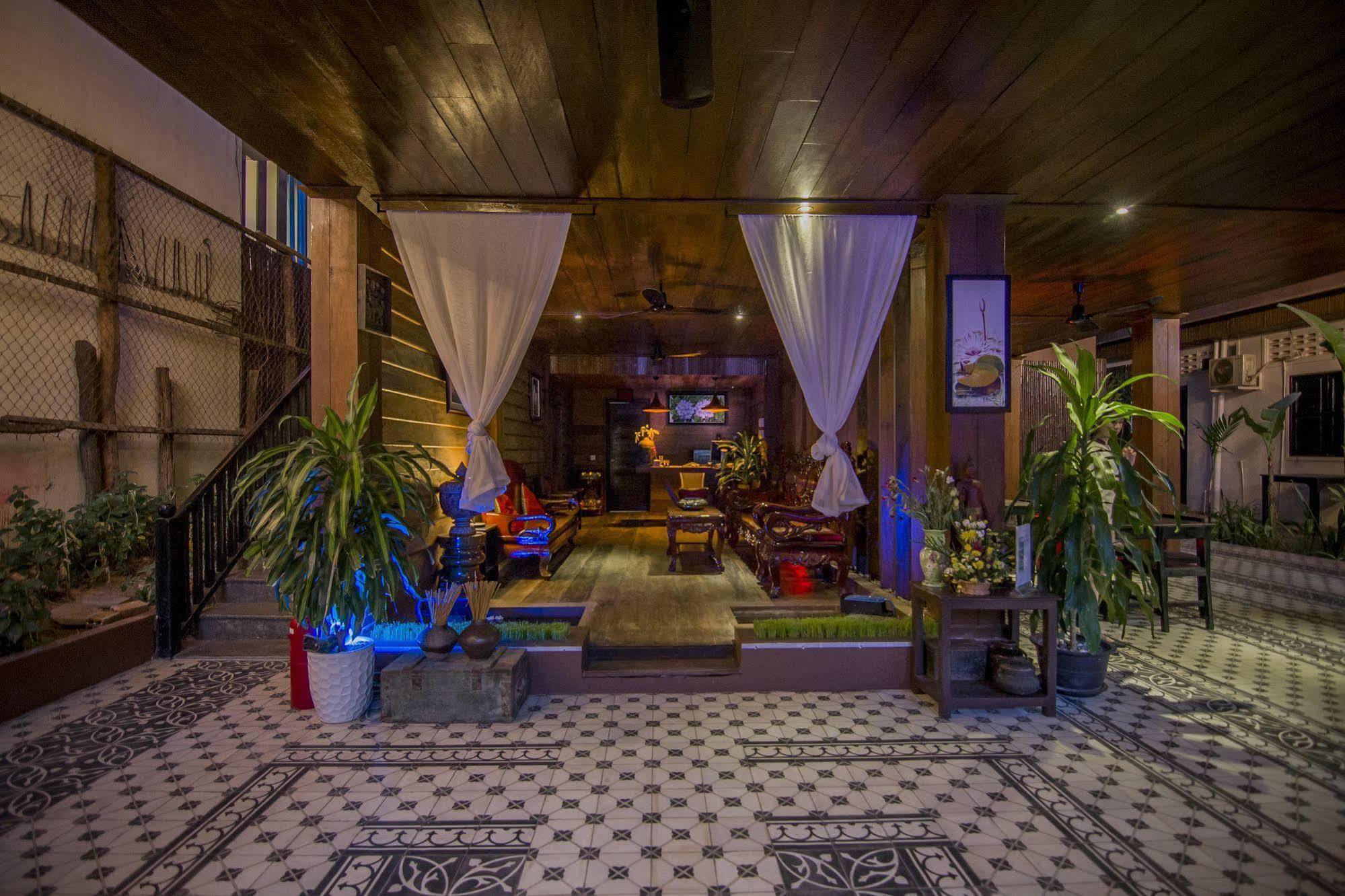 Suon Angkor Boutique Hotell Siem Reap Exteriör bild